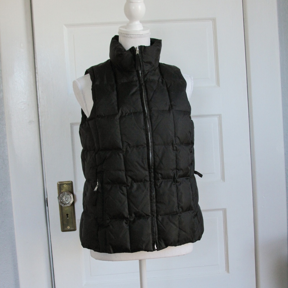 Gap Black Down/Puff Vest